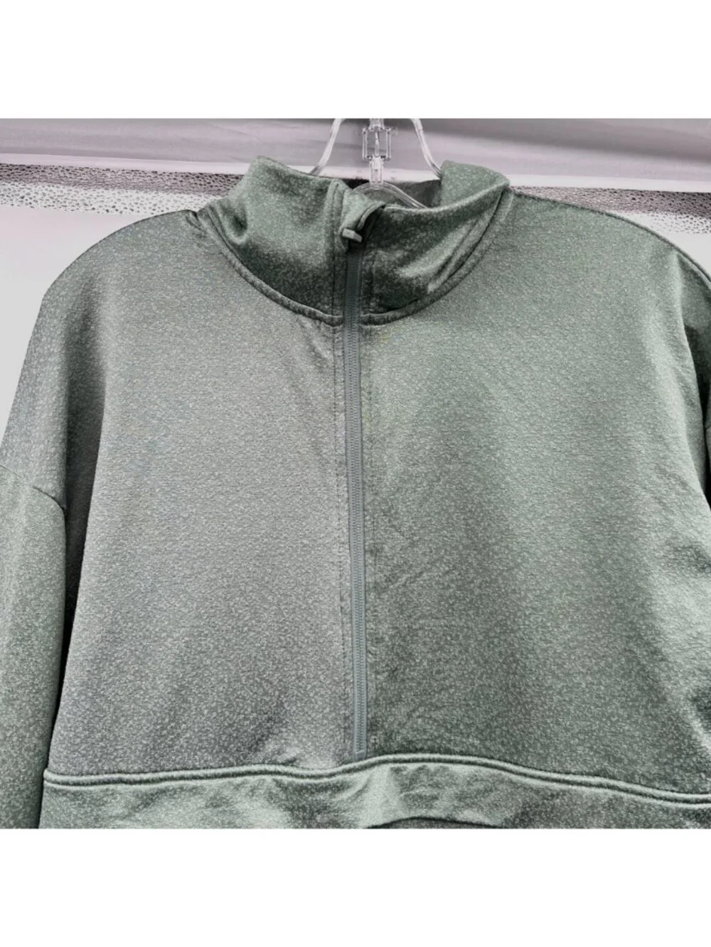 MONDETTA Womens Active Pullover Top 1/2 Zip Green Size Small Pockets